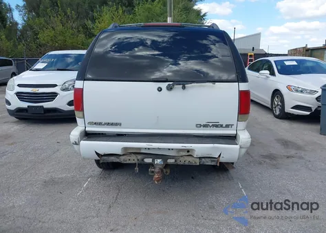 1996 Chevrolet Blazer from USA, damaged, VIN 1GNDT13W8T2185929